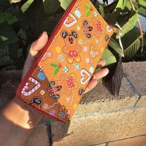 loungefly gingerbread wallet